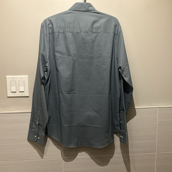 Large blueish grey dress shirt - Picture 2 of 3